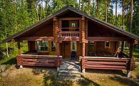 Lomalehto Cottages